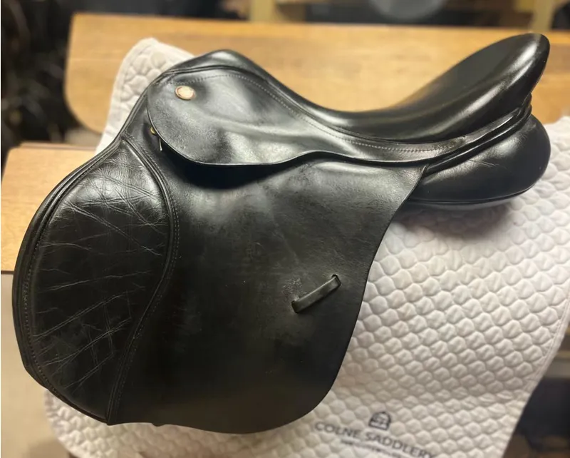 GP3625 - Kent and Masters Original GP Saddle 17inch - Black